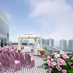 Harbour Plaza Resort City