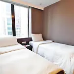 J Link Hotel