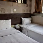 Lander Hotel Prince Edward