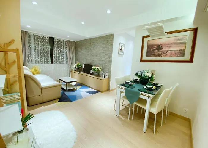 Happy Valley Apartment 1000Sp香港跑馬地最中心地帶3房一套+工人房奢華装修公寓，