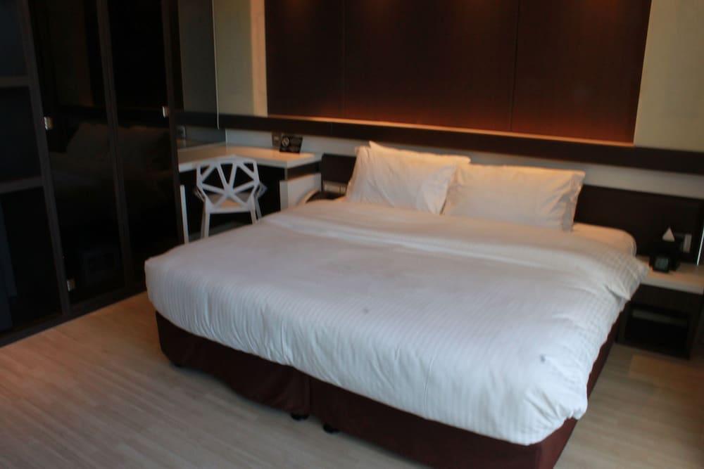 Sober Hotel Hong Kong