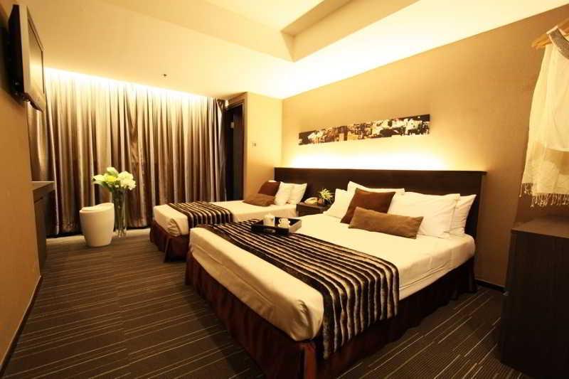 Hotel Kings De Nathan 3*