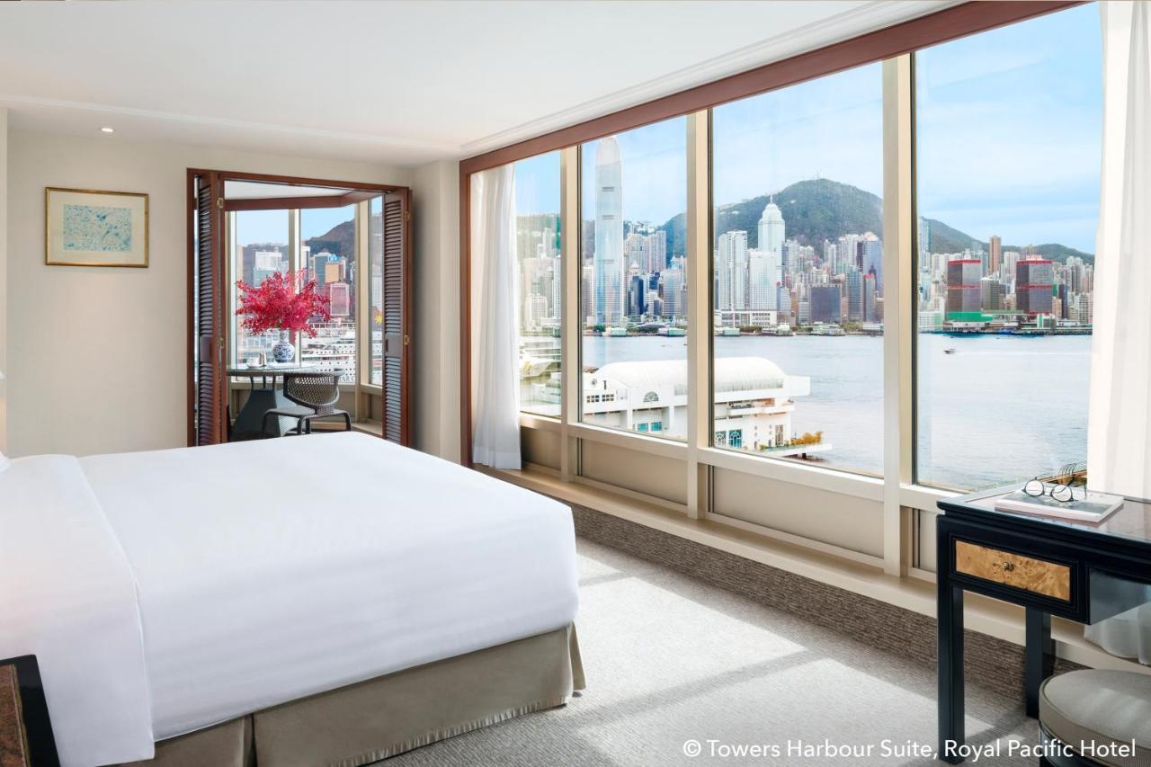 Hotel The Royal Pacific & Towers 4*