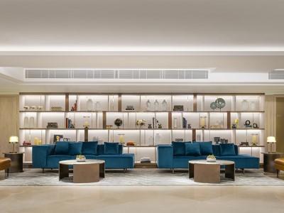 Hotel The Royal Pacific & Towers 4*