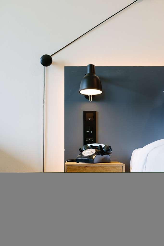 Pentahotel Hong Kong, Tuen Mun 4*