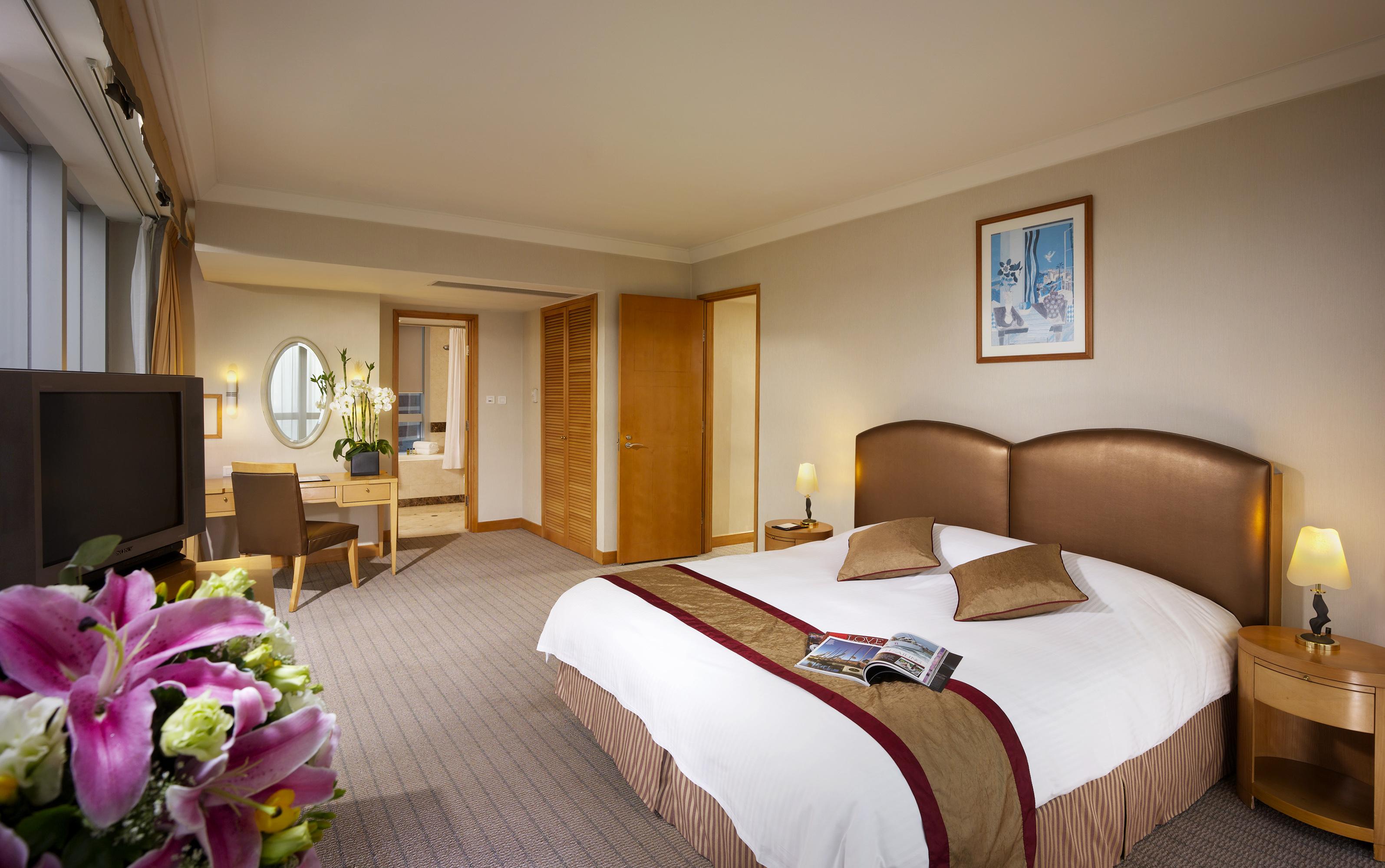 Harbour Plaza City Hotel