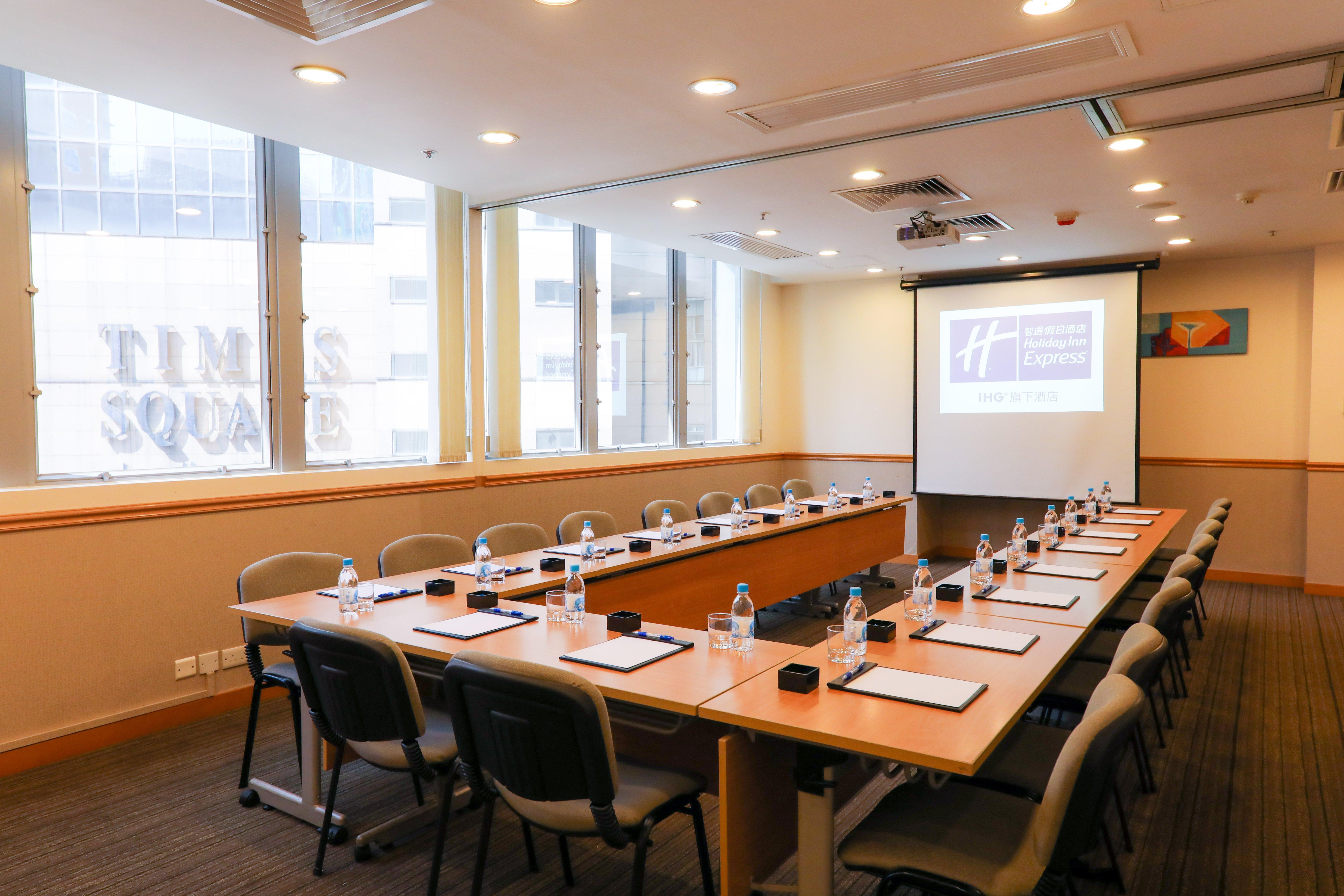 Hotel Holiday Express Causeway Bay By Ihg Hong Kong
