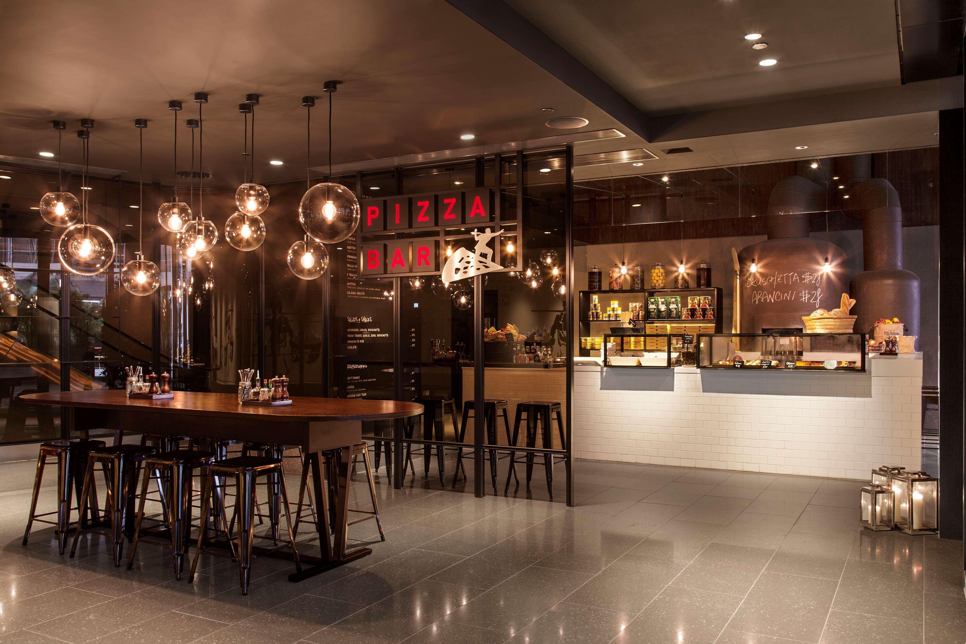 Pentahotel Hong Kong, Kowloon 4*
