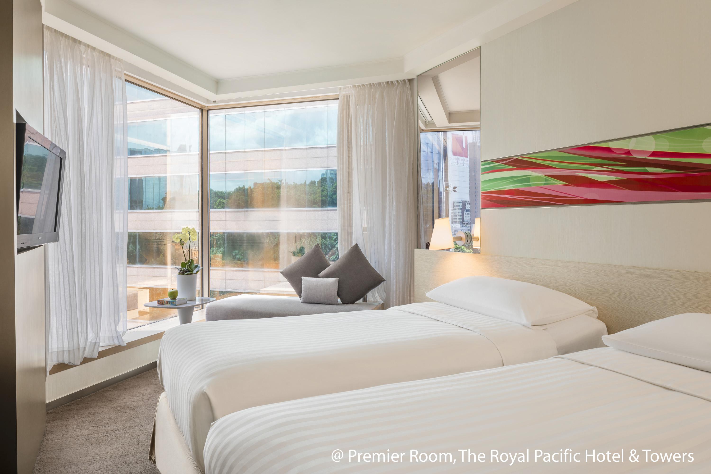 The Royal Pacific & Towers