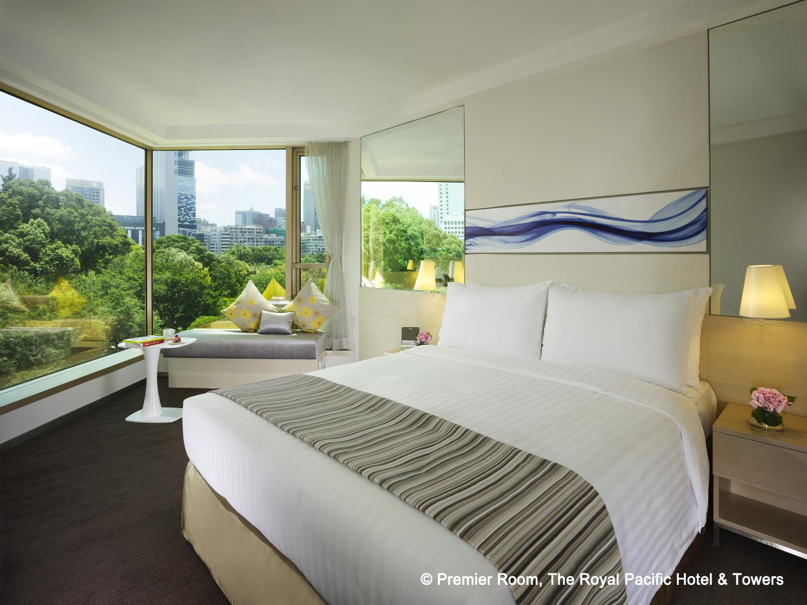 The Royal Pacific & Towers