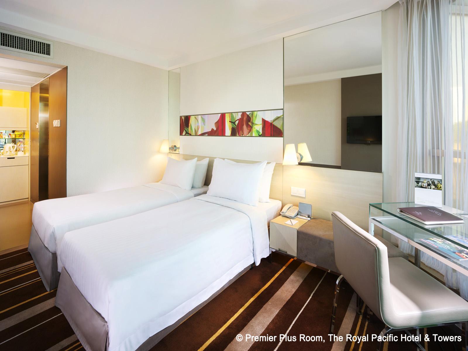 Hotel The Royal Pacific & Towers 4*