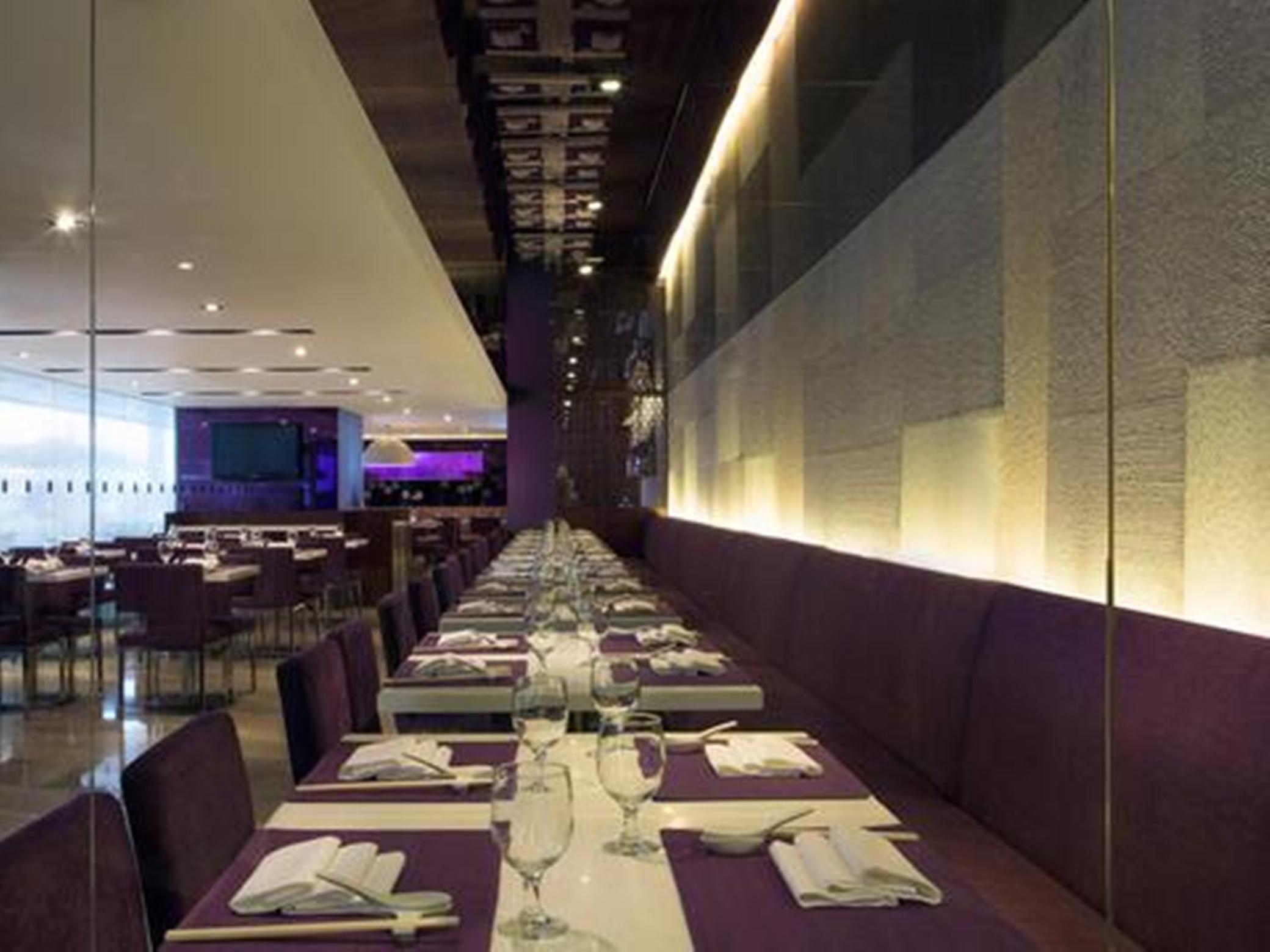 Hotel The Royal Pacific & Towers 4*