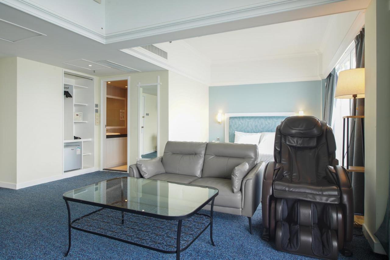 Warwick Cheung Chau 3*