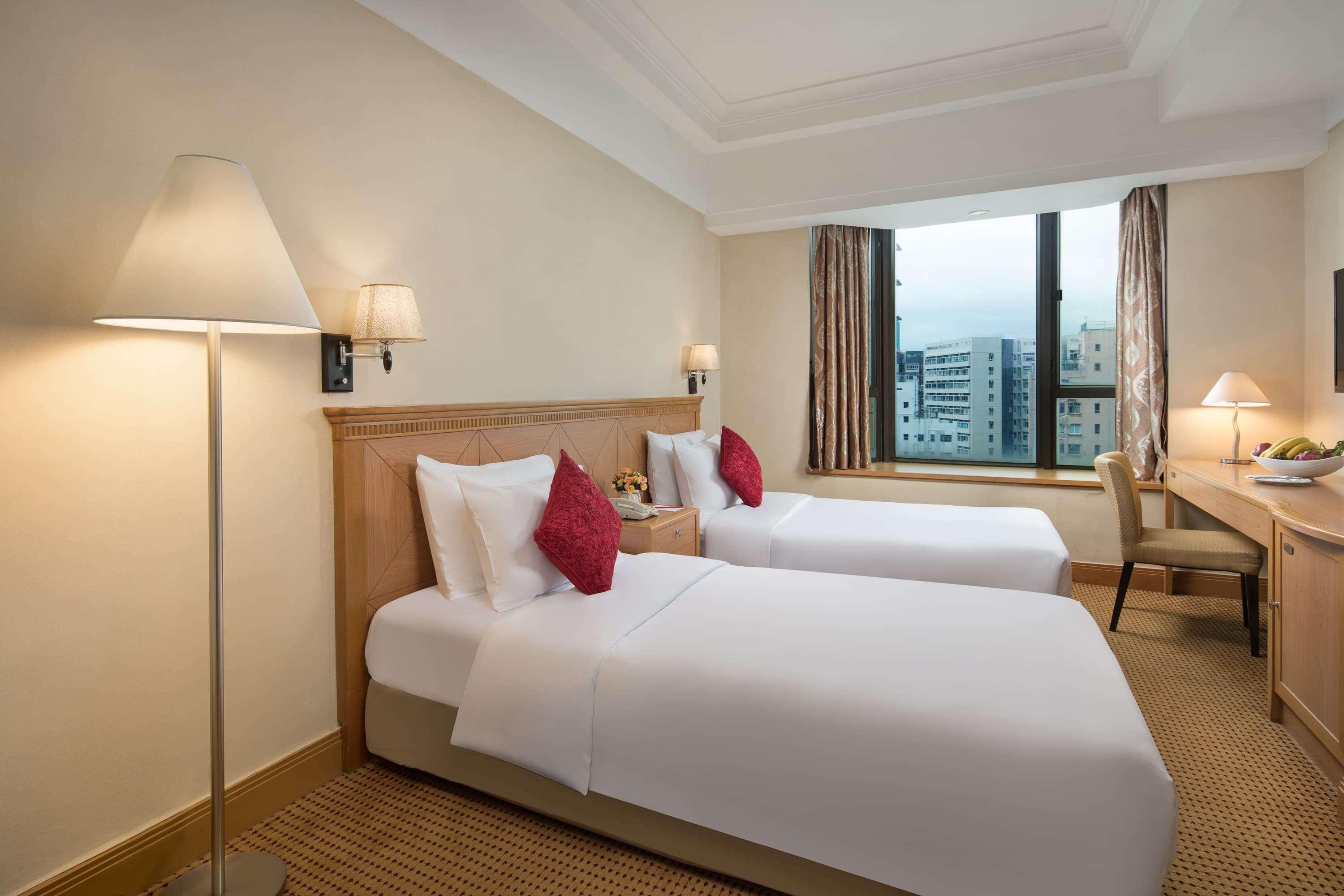 Khách sạn Ramada Grand View Hong Kong