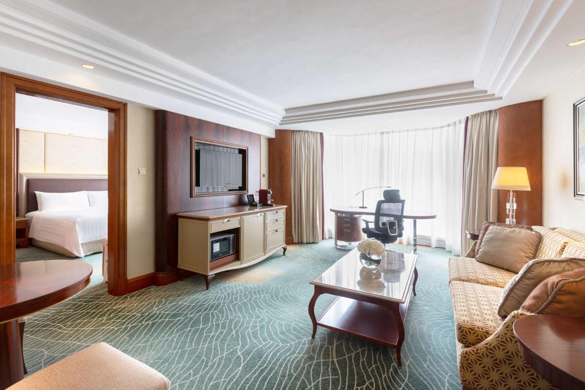 Kowloon Shangri-la, 5*
