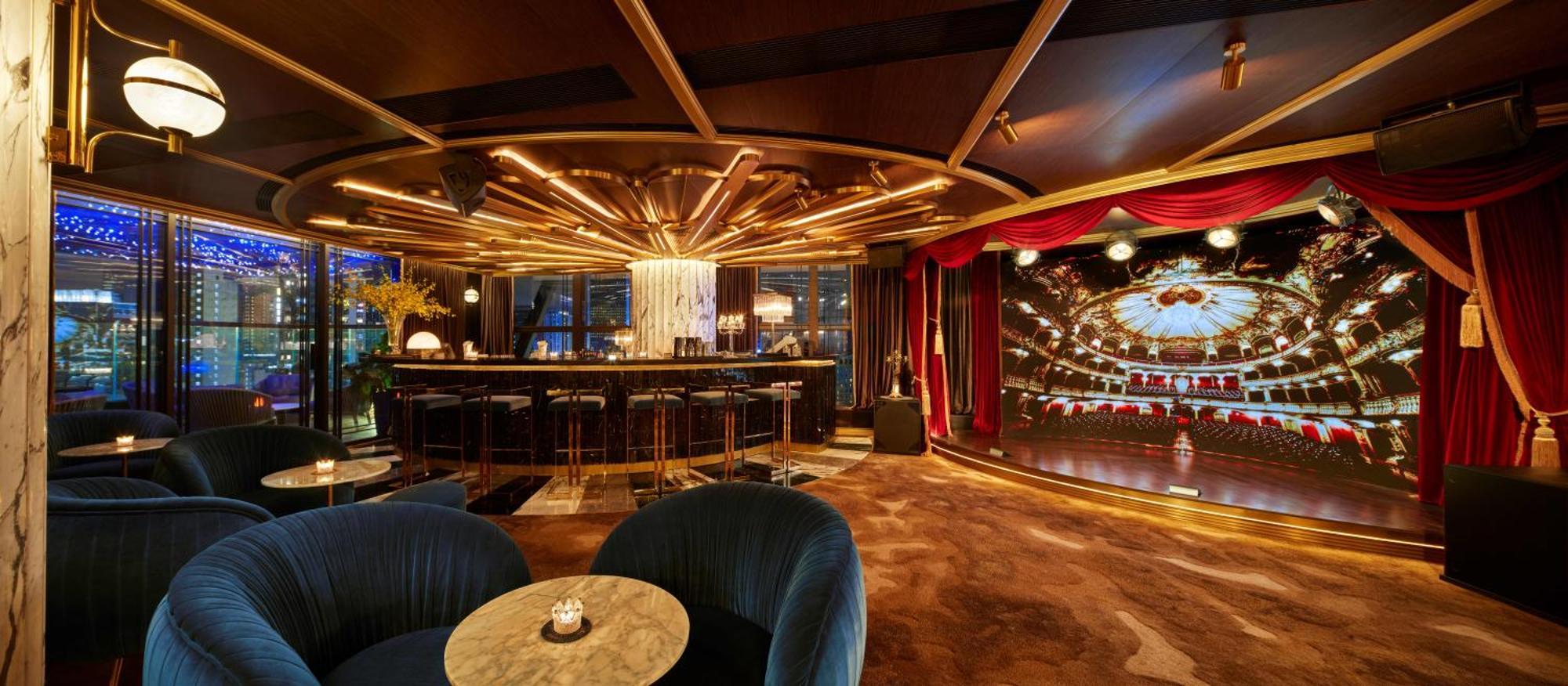 The Emperor Hotel 4*