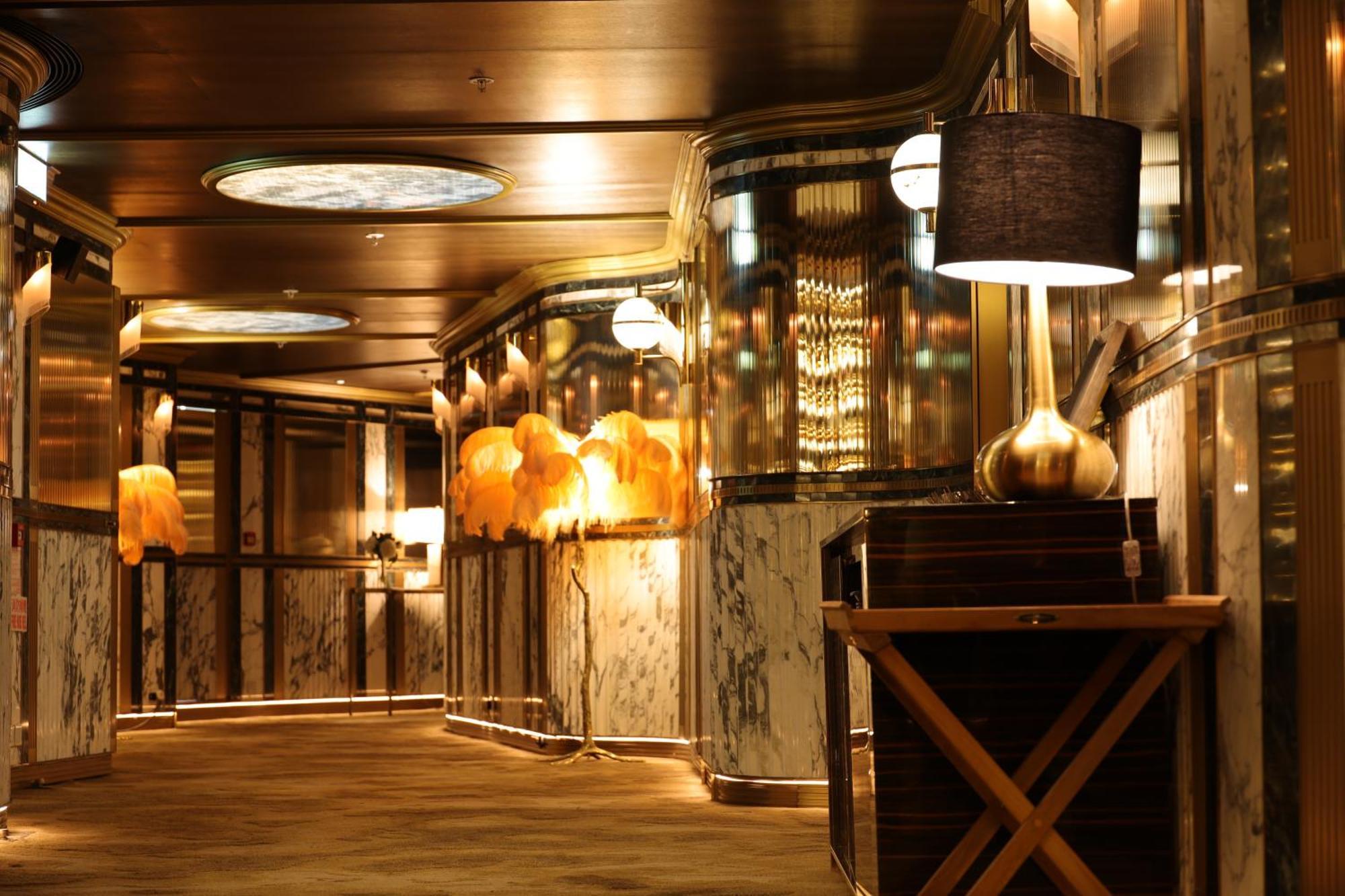 The Emperor Hotel 4*