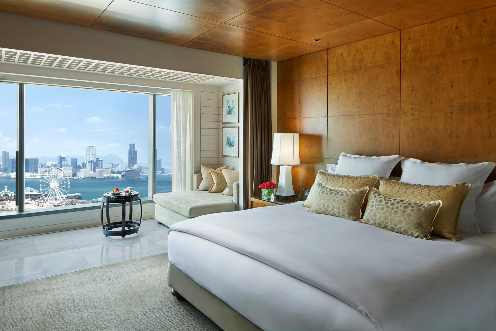 Mandarin Oriental, Khách sạn