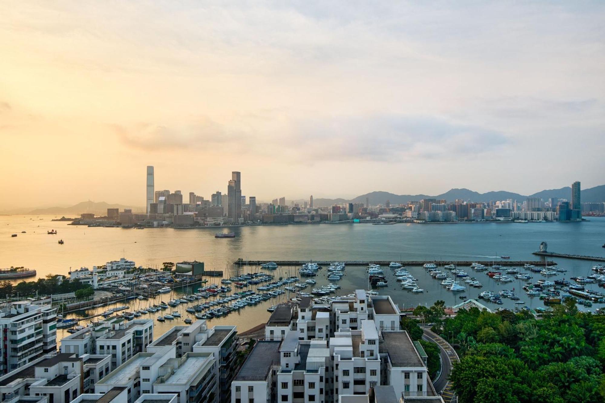 The Park Lane Hong Kong, Autograph Collection Hotel 5*