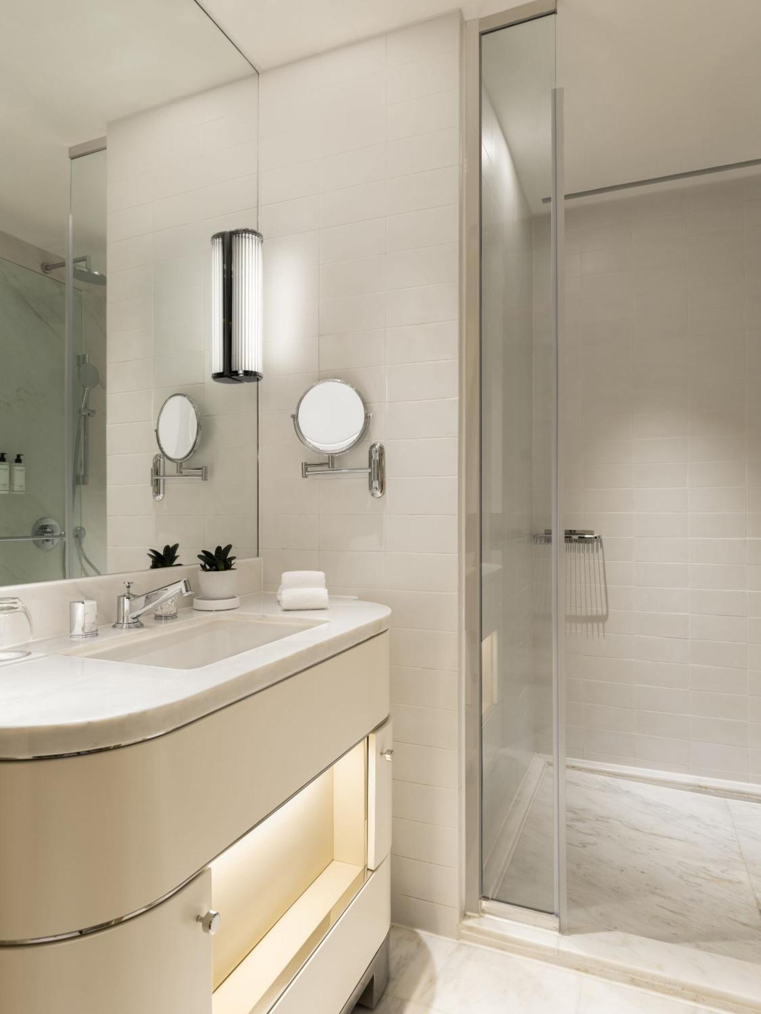 Lanson Place Causeway Bay, 5*