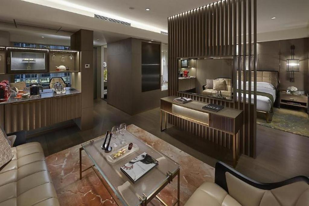The Landmark Mandarin Oriental 5* Hong Kong