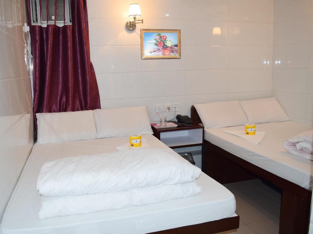 Guest house Om *