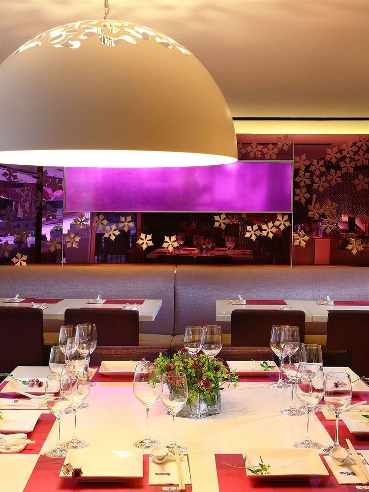 The Royal Pacific & Towers 4*