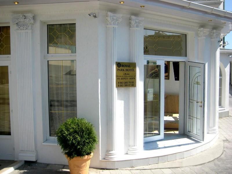 Royal Park Hotel