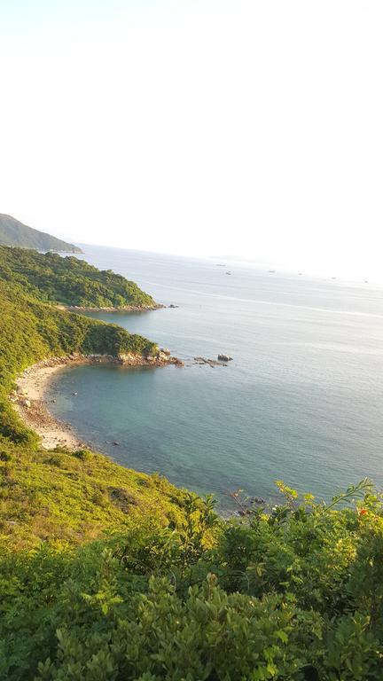 Man Lai Wah * Hongkong