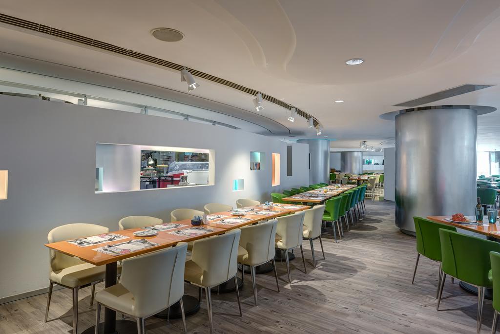 Hotel Regal Airport 5*