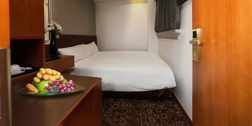 Lander Edward 3* Hong Kong