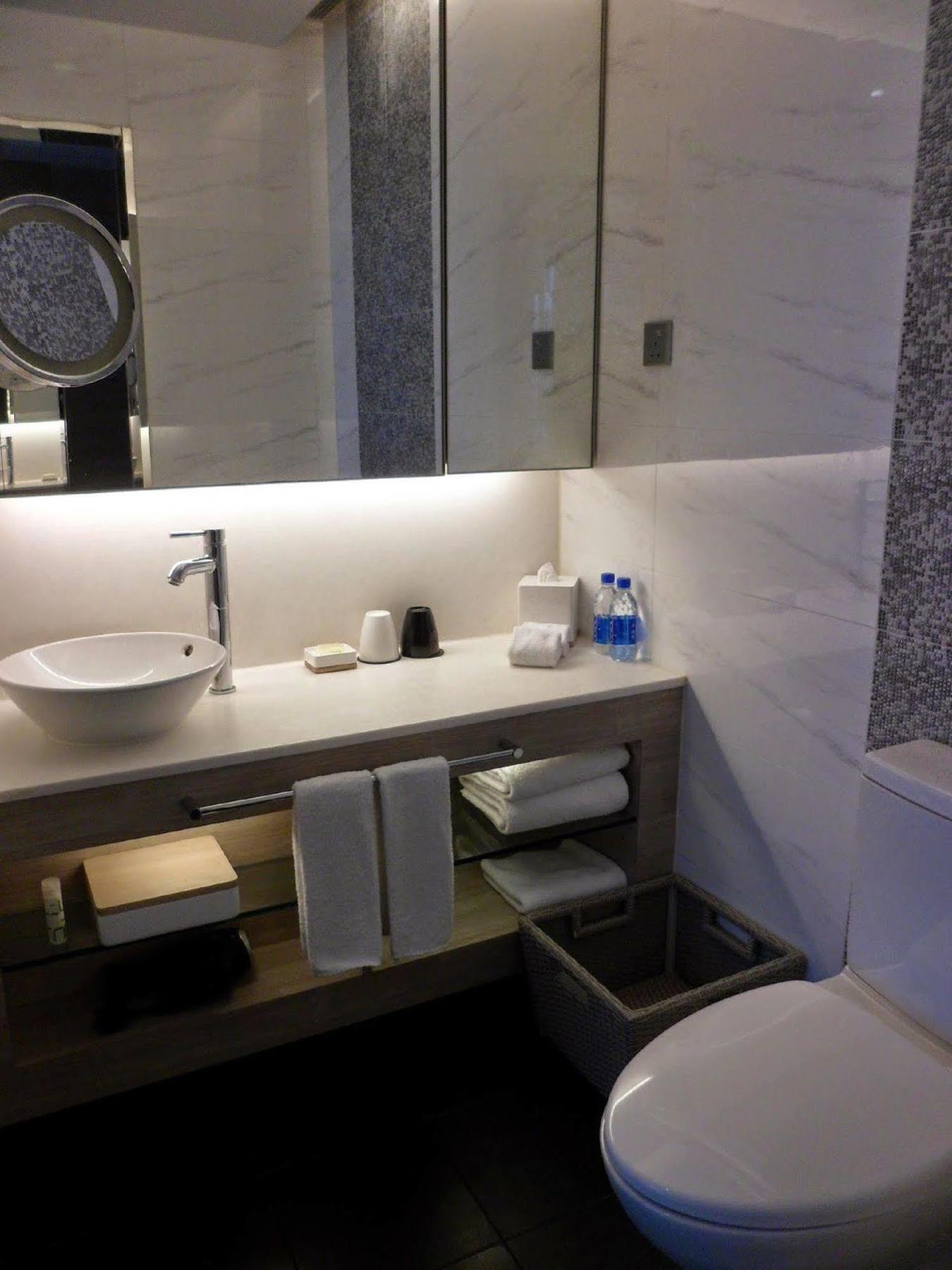 Lodgewood By Nina Hospitality Mong Kok Hotel
