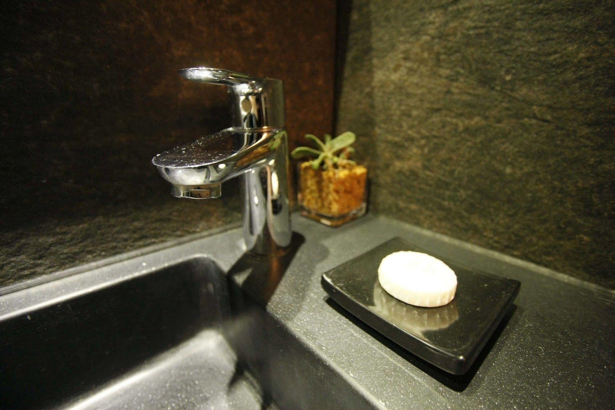 Noble Park Hotel 3*
