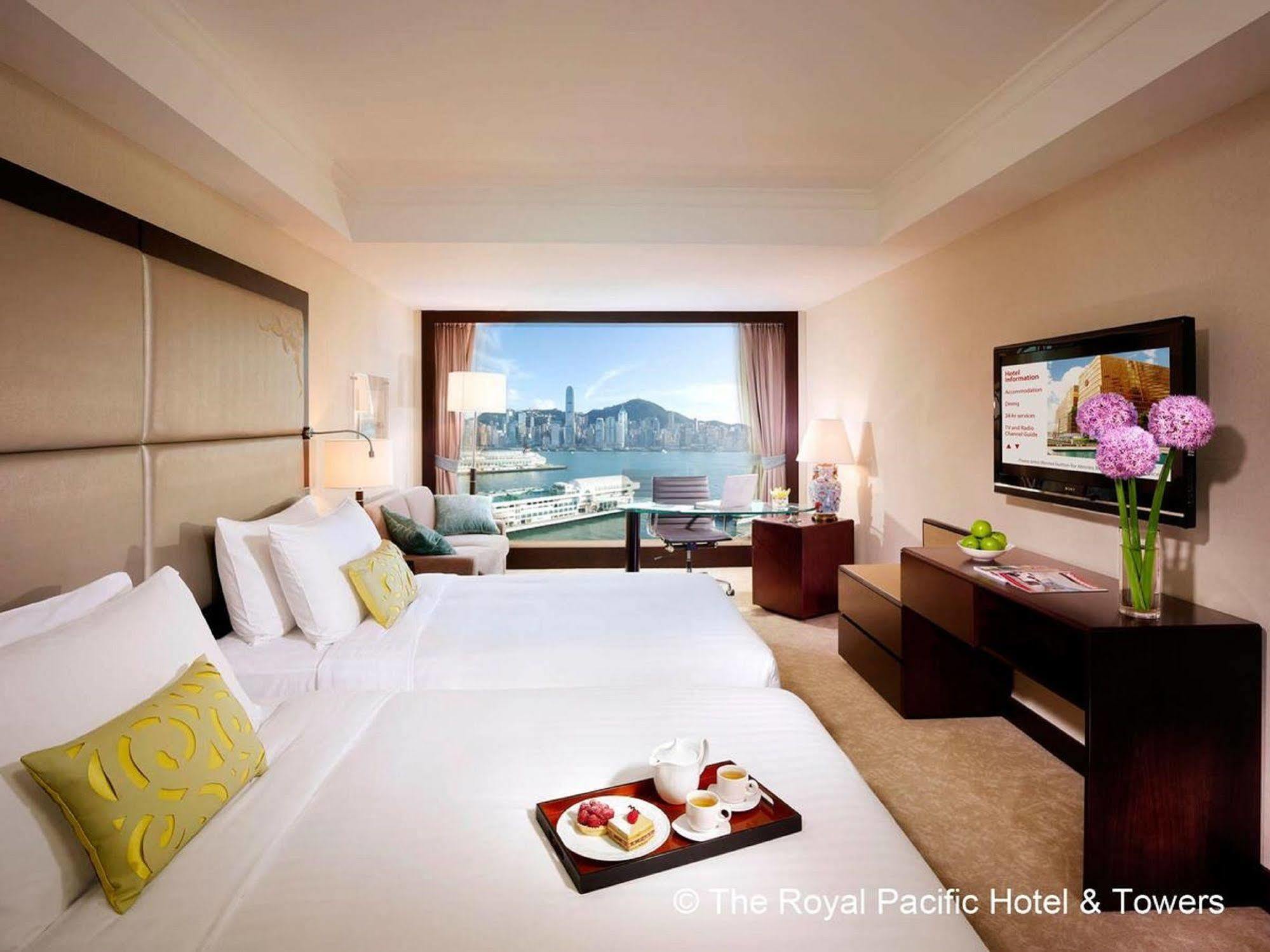 Hotel The Royal Pacific & Towers