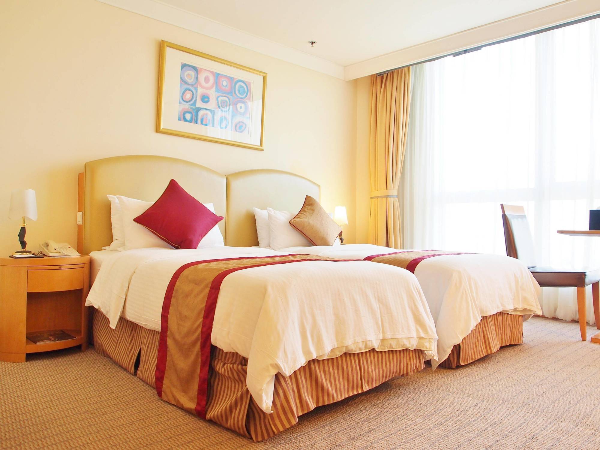 Hotel Harbour Plaza City