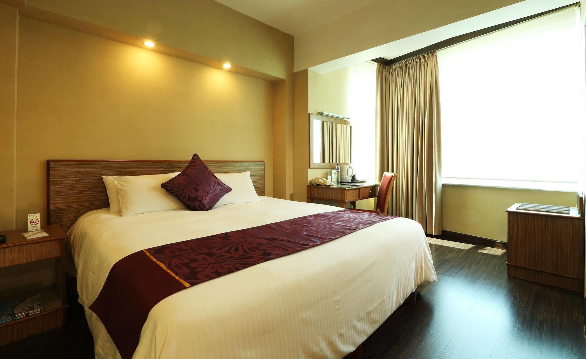 The Imperial 3* Hong Kong
