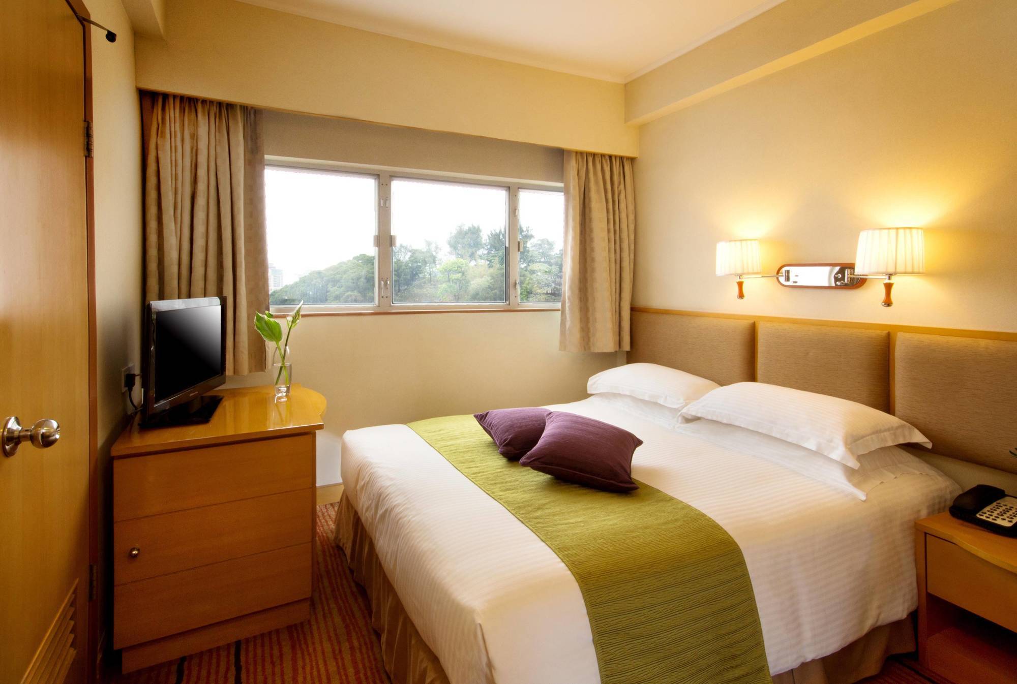 Hotel The Cityview - Chinese Ymca Of 4*