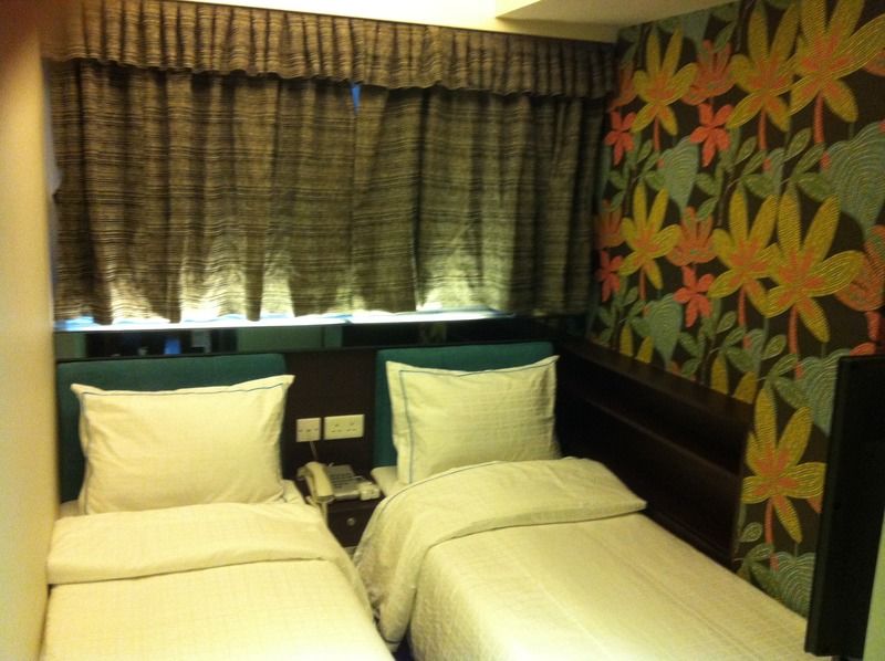Seasons 2* Hong Kong