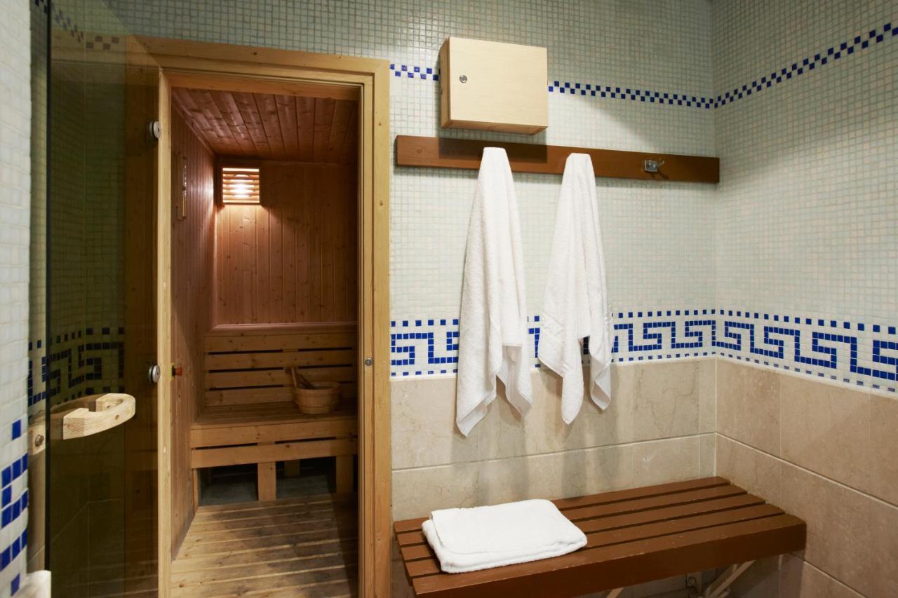 Hotel Bay Bridge Lifestyle Retreat, Managed By Tang's Living 4*