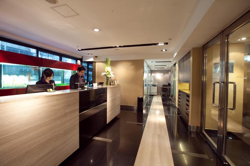 House Hotel