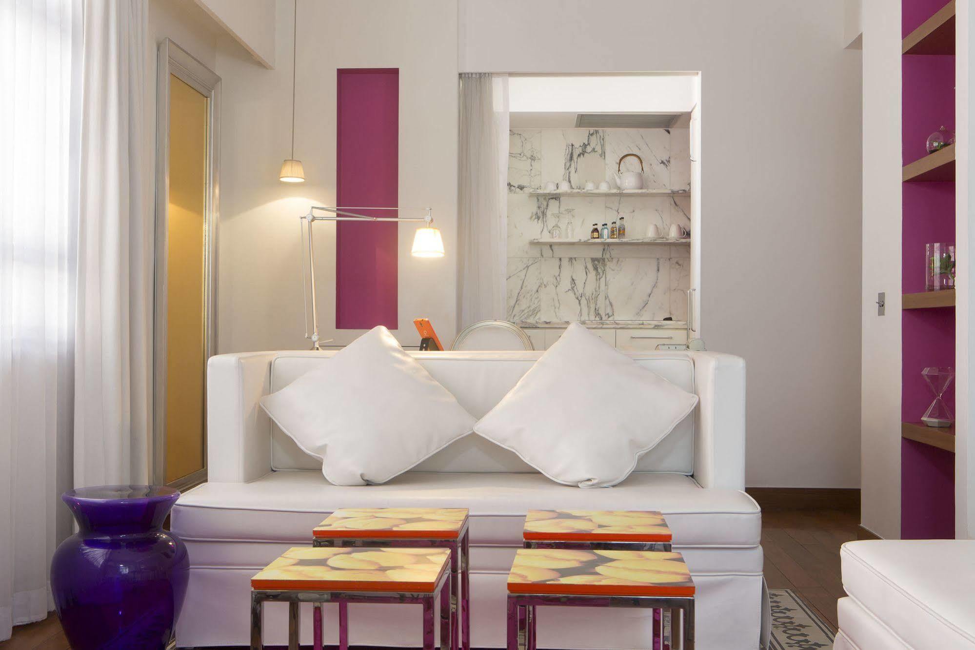 J Plus By Yoo Hotel Hong Kong