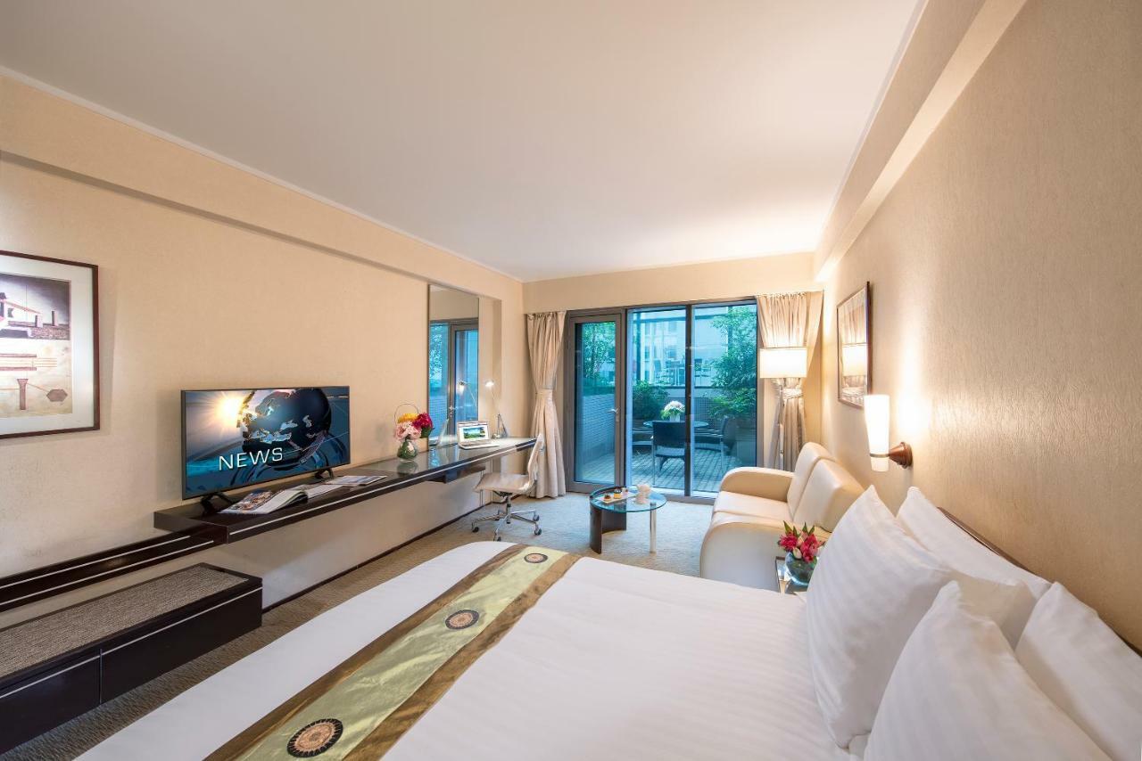 Regal Airport Hotel Hong Kong