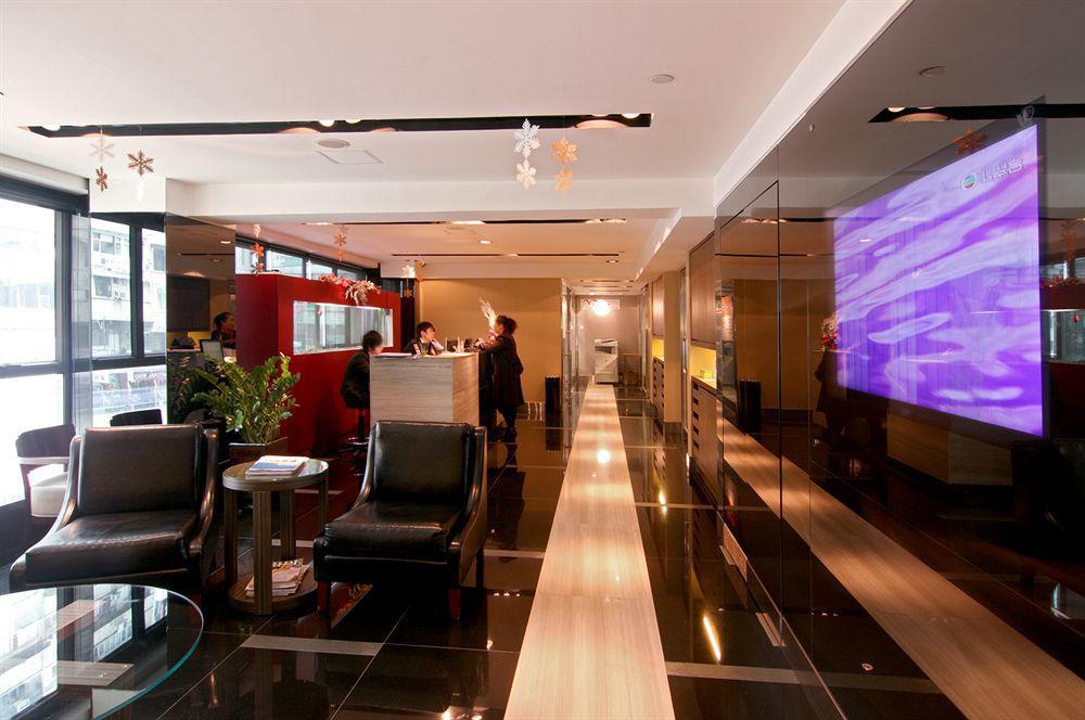 House 3* Hong Kong