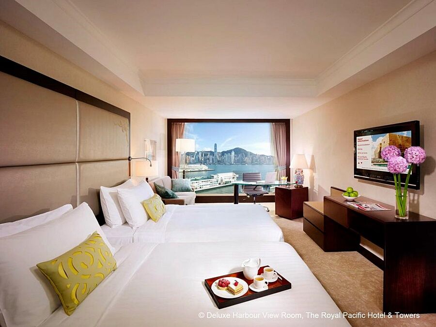 The Royal Pacific & Towers Hotel 4*