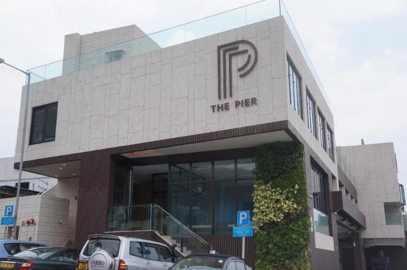 The Pier 4*