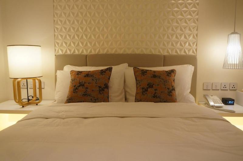 The Pier Hotel Hong Kong