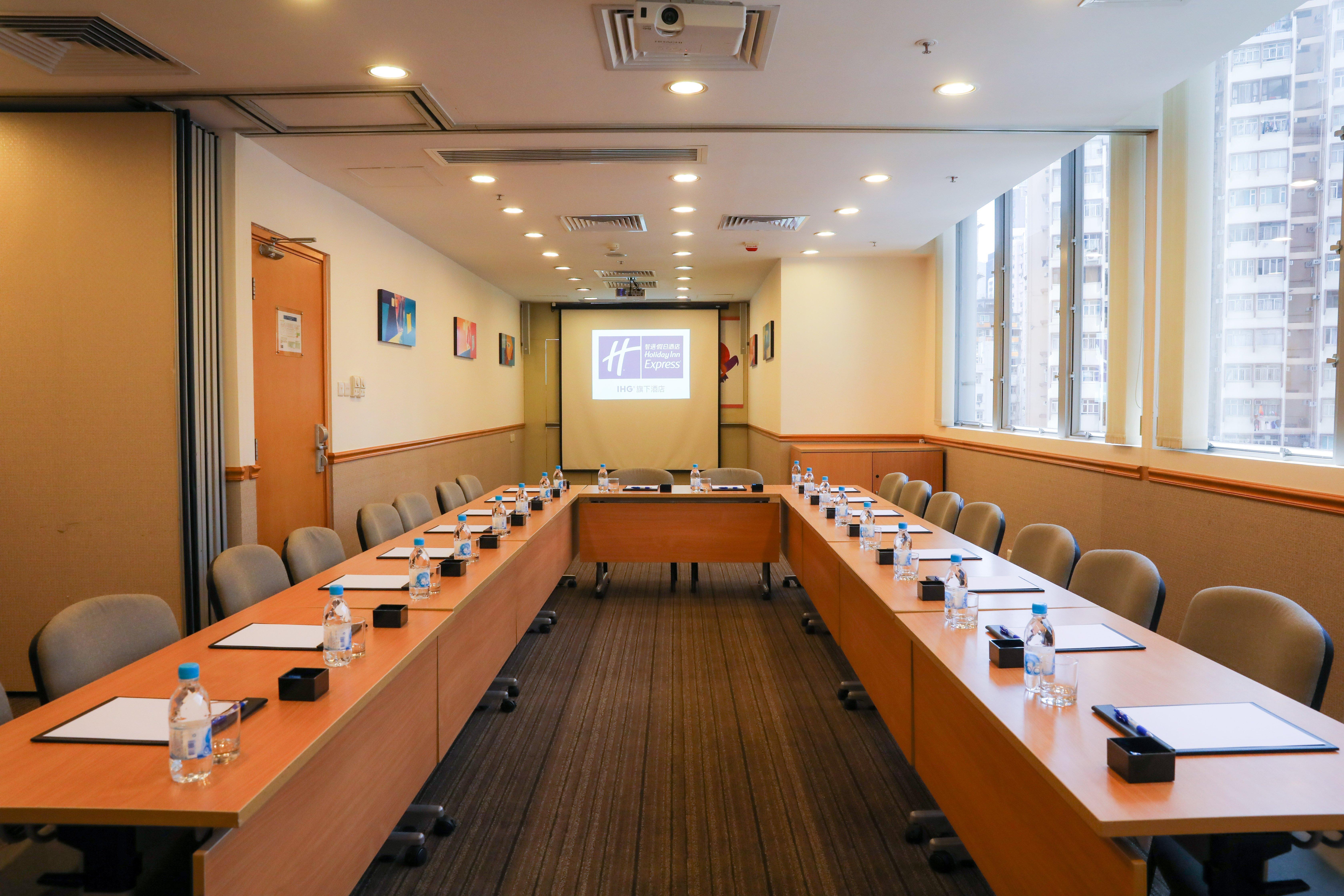 Holiday Express Causeway Bay By Ihg 3*