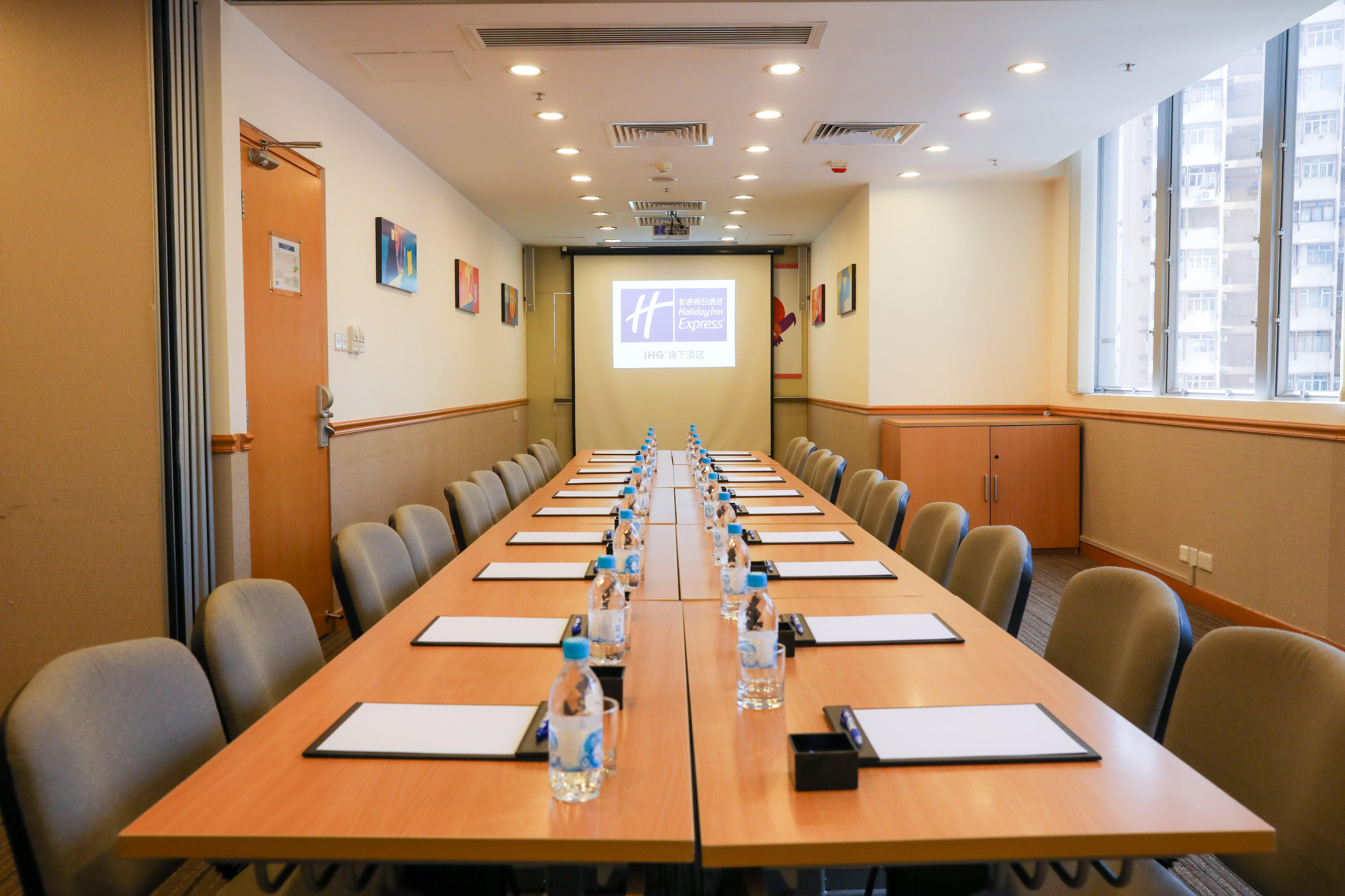 Holiday Express Causeway Bay By Ihg 3*