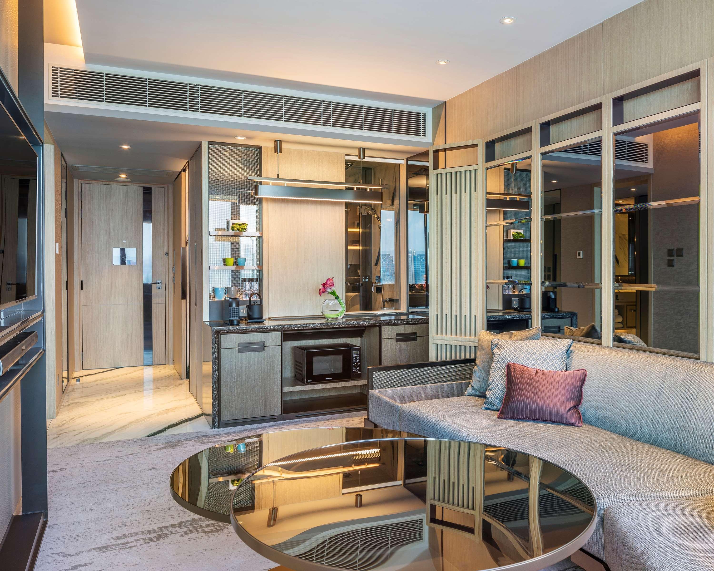 Hyatt Centric Victoria Harbour Hongkong