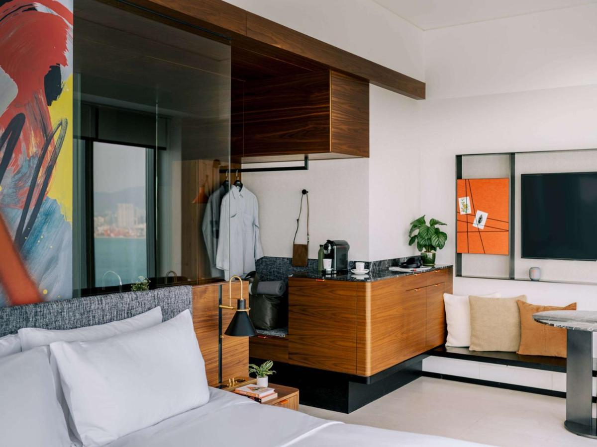East 5* Hong Kong